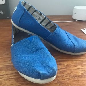 TOMS Blue shoes size 8M